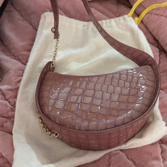 Cult Gaia Nadia Crocodile-Effect Shoulder Bag - Picture 3 of 9